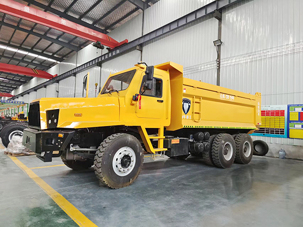 礦山專用自卸車